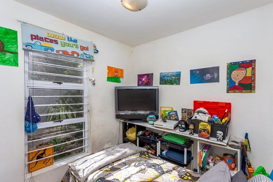 2 Bedroom Property for Sale in Table View Western Cape